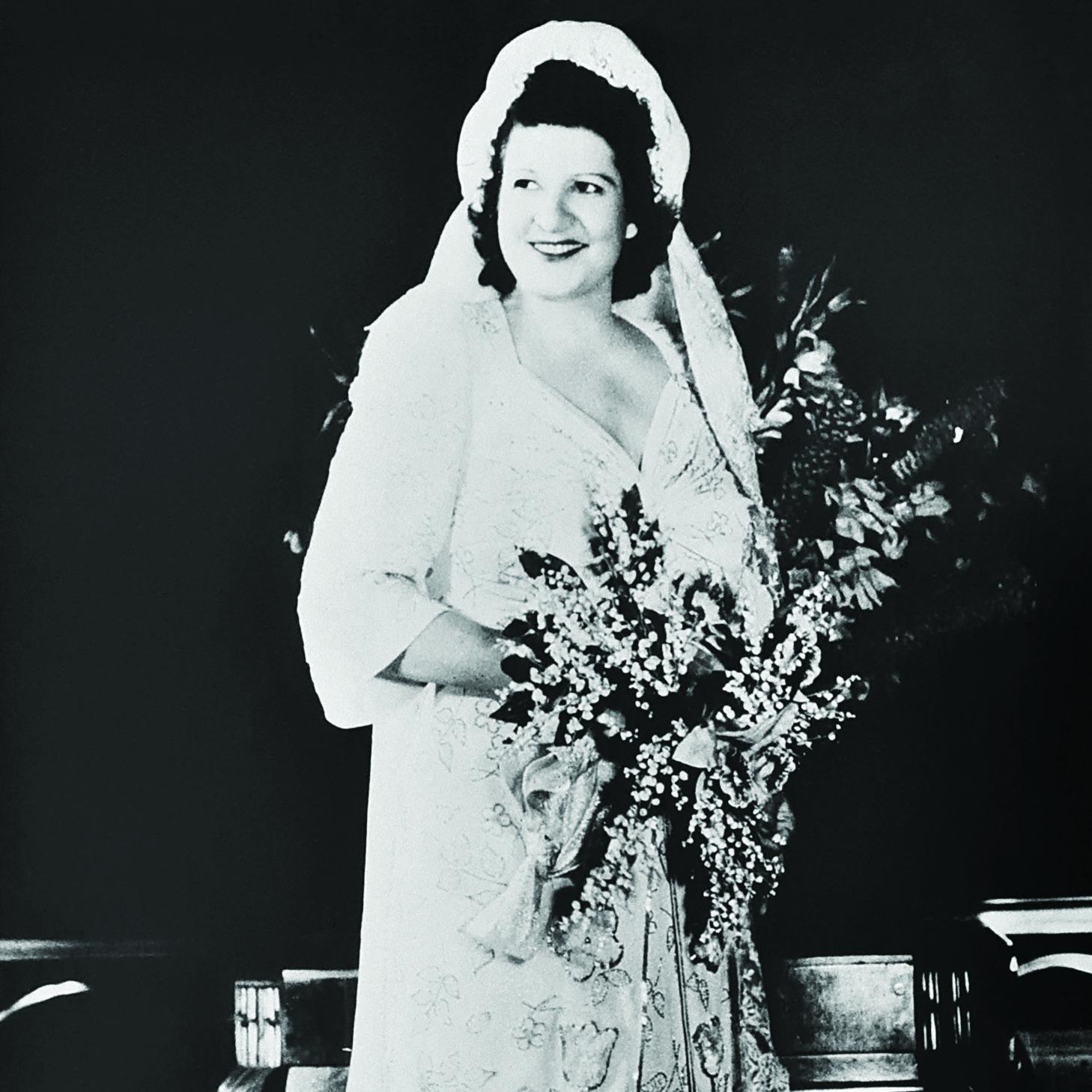 Dressing Gladys Moncrieff